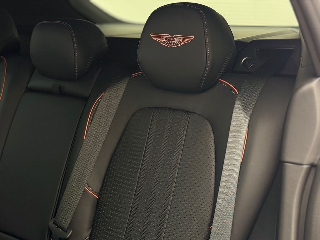 2025 Aston Martin DBX 707