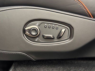 2025 Aston Martin DBX 707