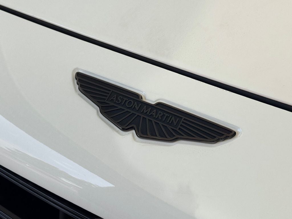 2025 Aston Martin DBX 707