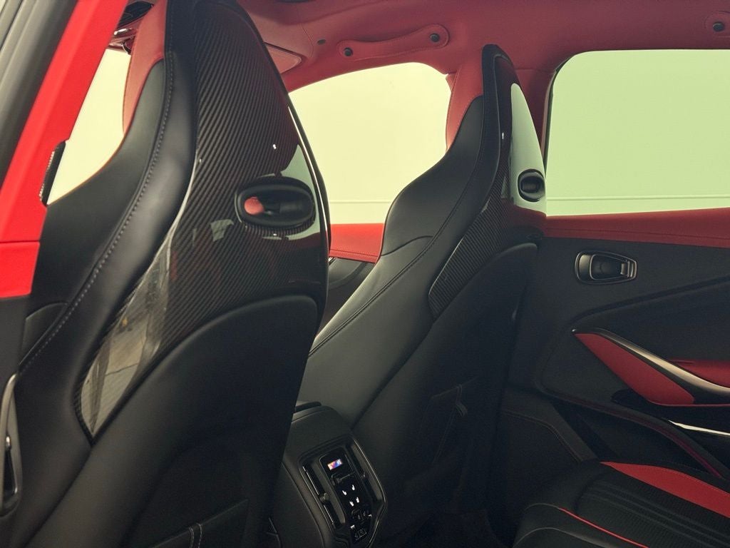 2025 Aston Martin DBX 707