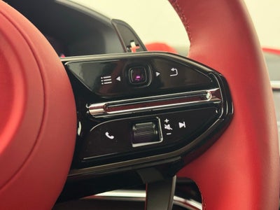 2025 Aston Martin DBX 707