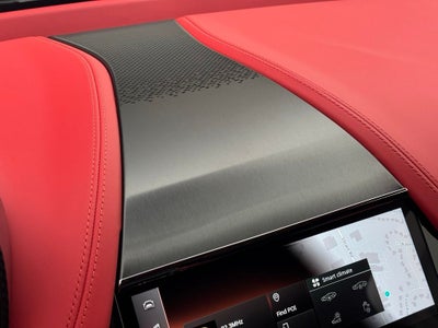 2025 Aston Martin DBX 707