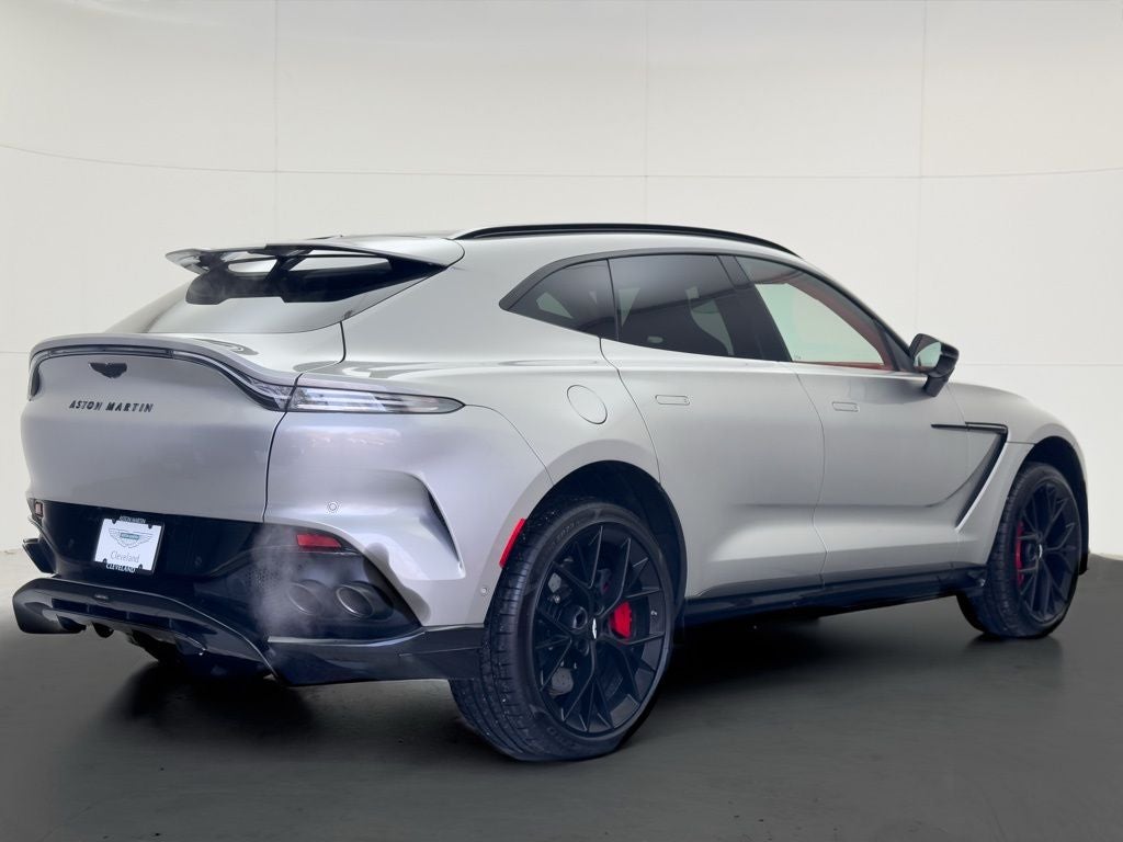 2025 Aston Martin DBX 707