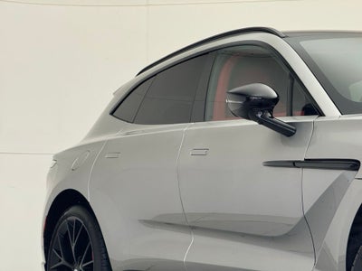 2025 Aston Martin DBX 707