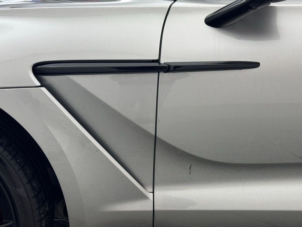 2025 Aston Martin DBX 707