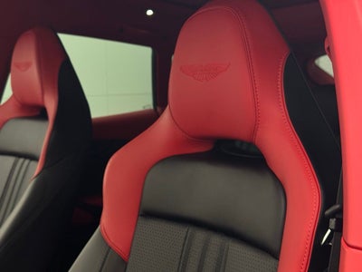 2025 Aston Martin DBX 707