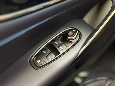 2025 Aston Martin DBX 707