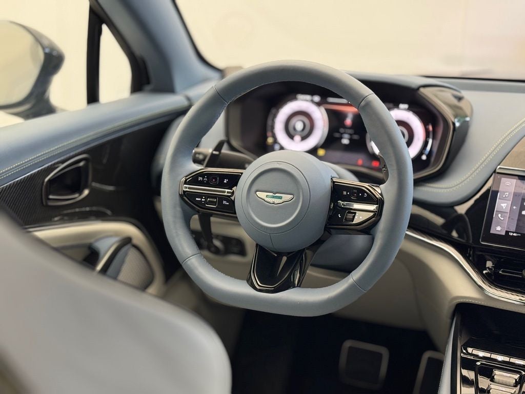 2025 Aston Martin DBX 707