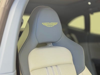 2025 Aston Martin DBX 707