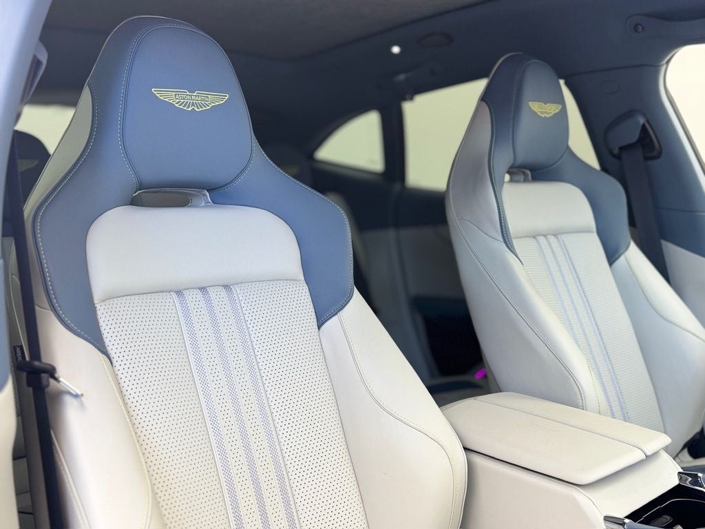 2025 Aston Martin DBX 707