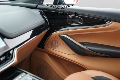 2025 Aston Martin DBX 707
