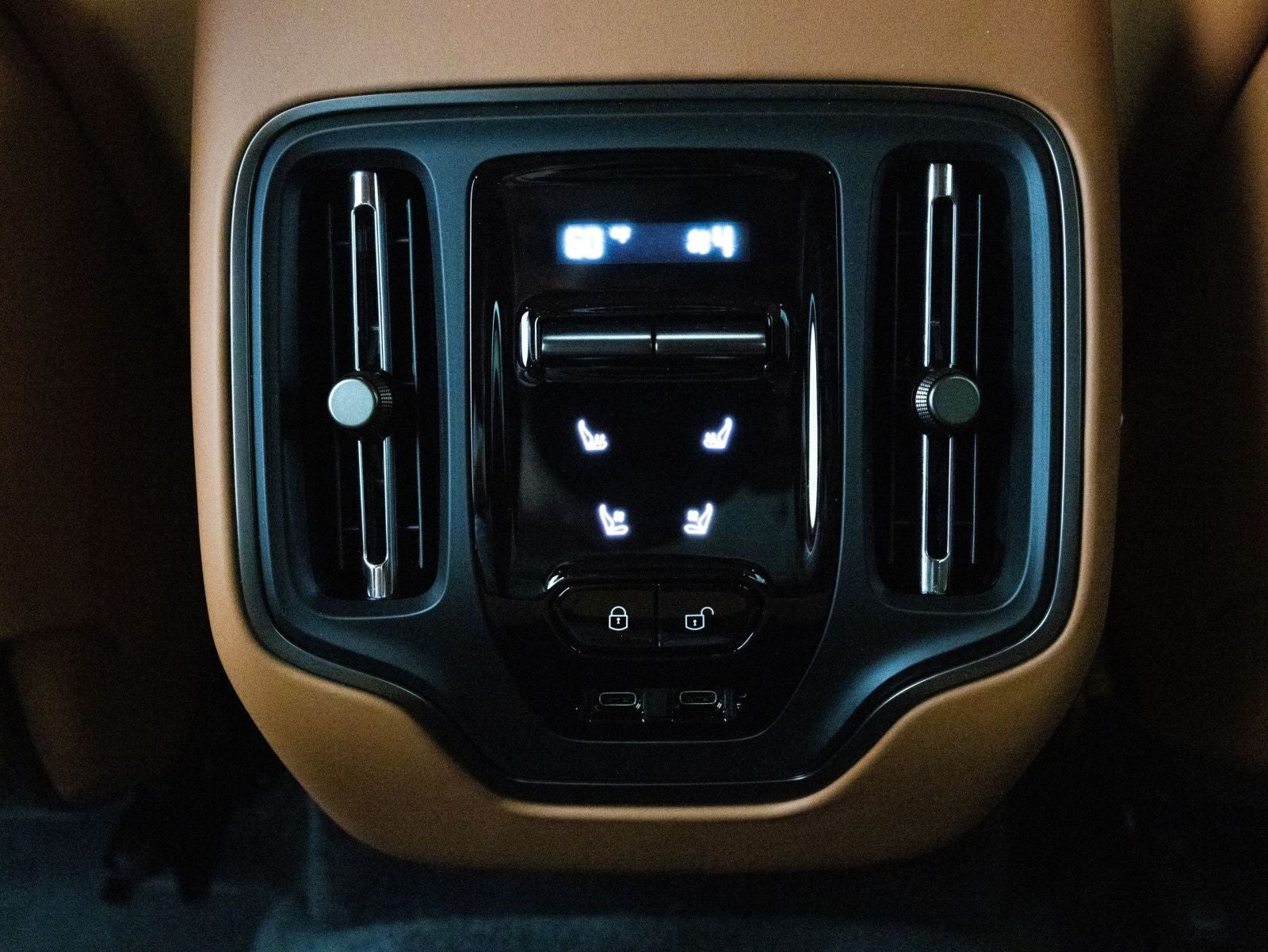 2026 Aston Martin DBX S