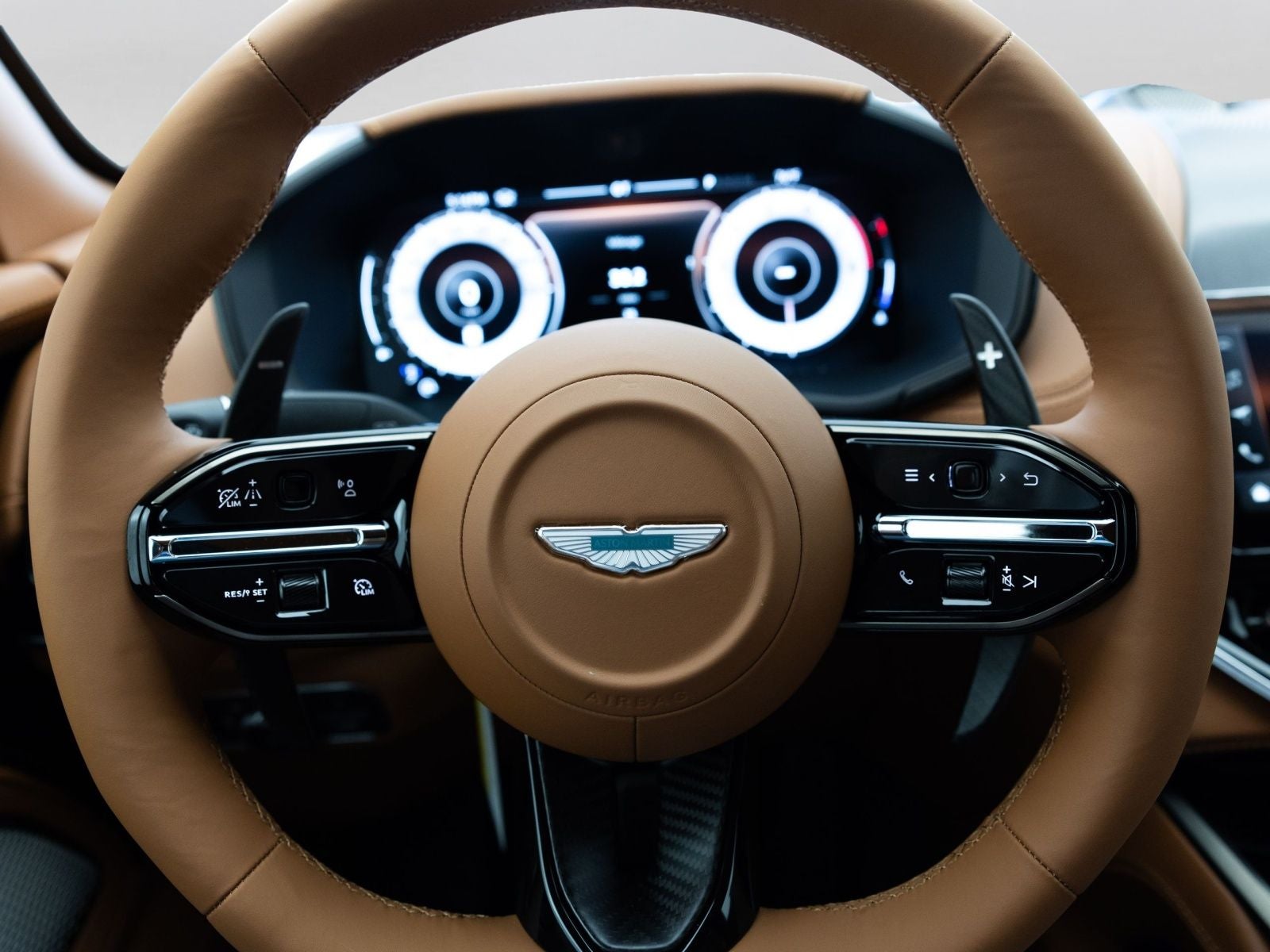 2026 Aston Martin DBX S