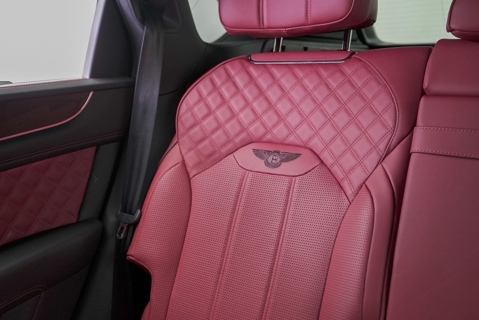 2022 Bentley Bentayga V8