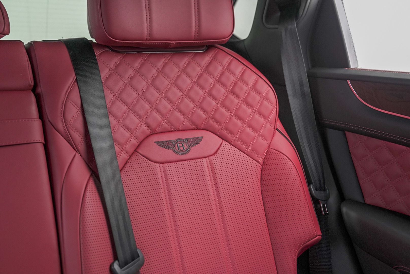 2022 Bentley Bentayga V8