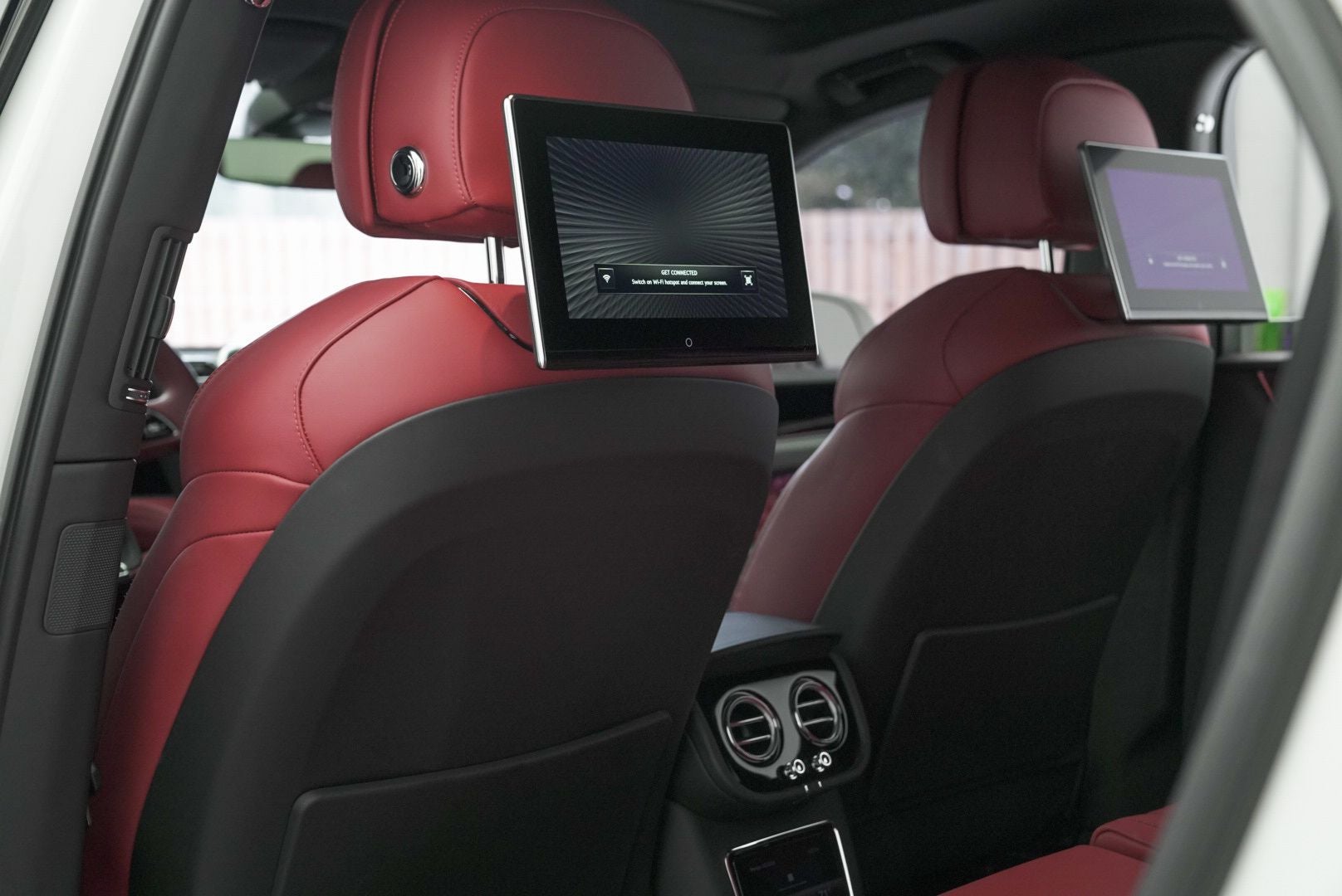 2022 Bentley Bentayga V8