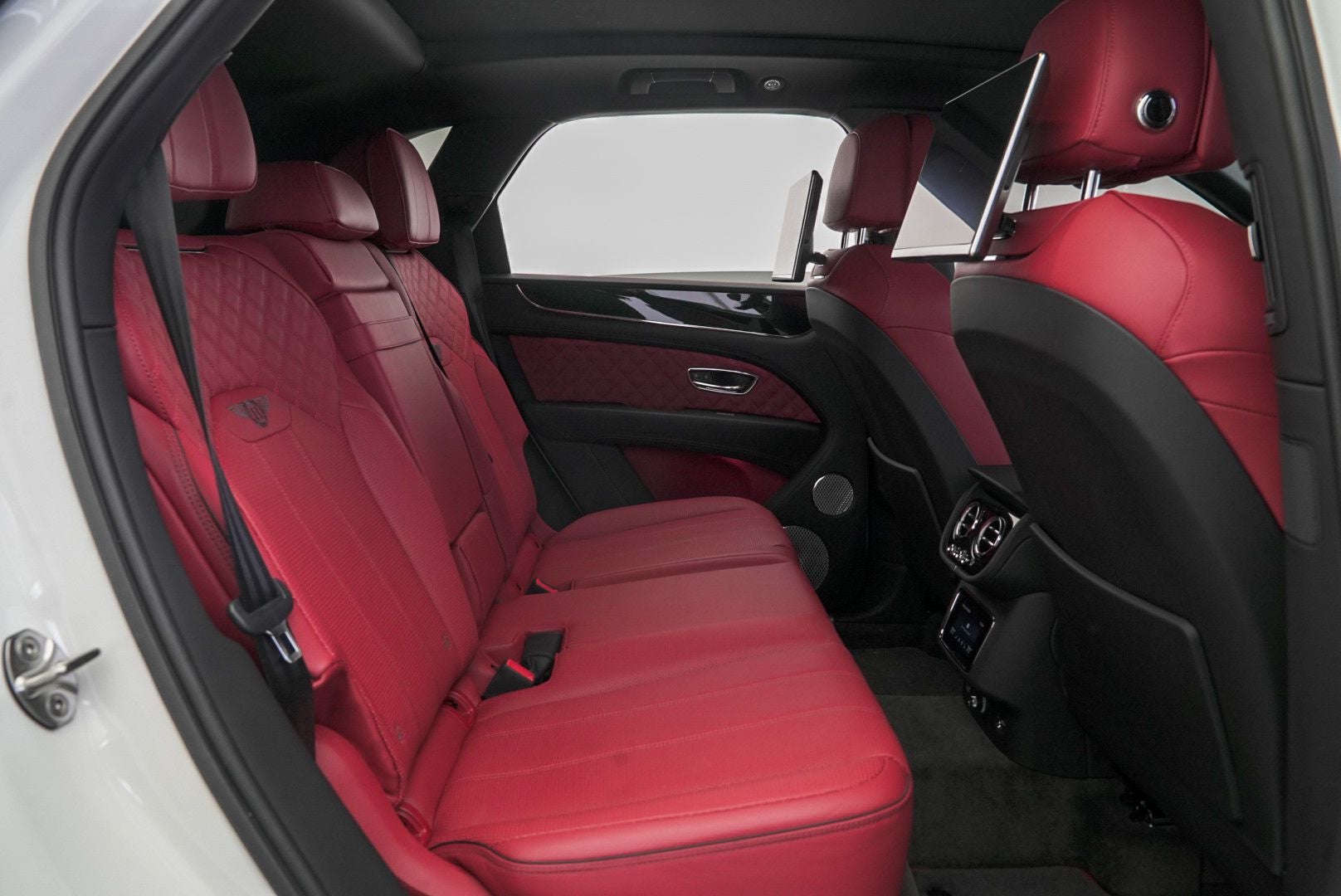 2022 Bentley Bentayga V8