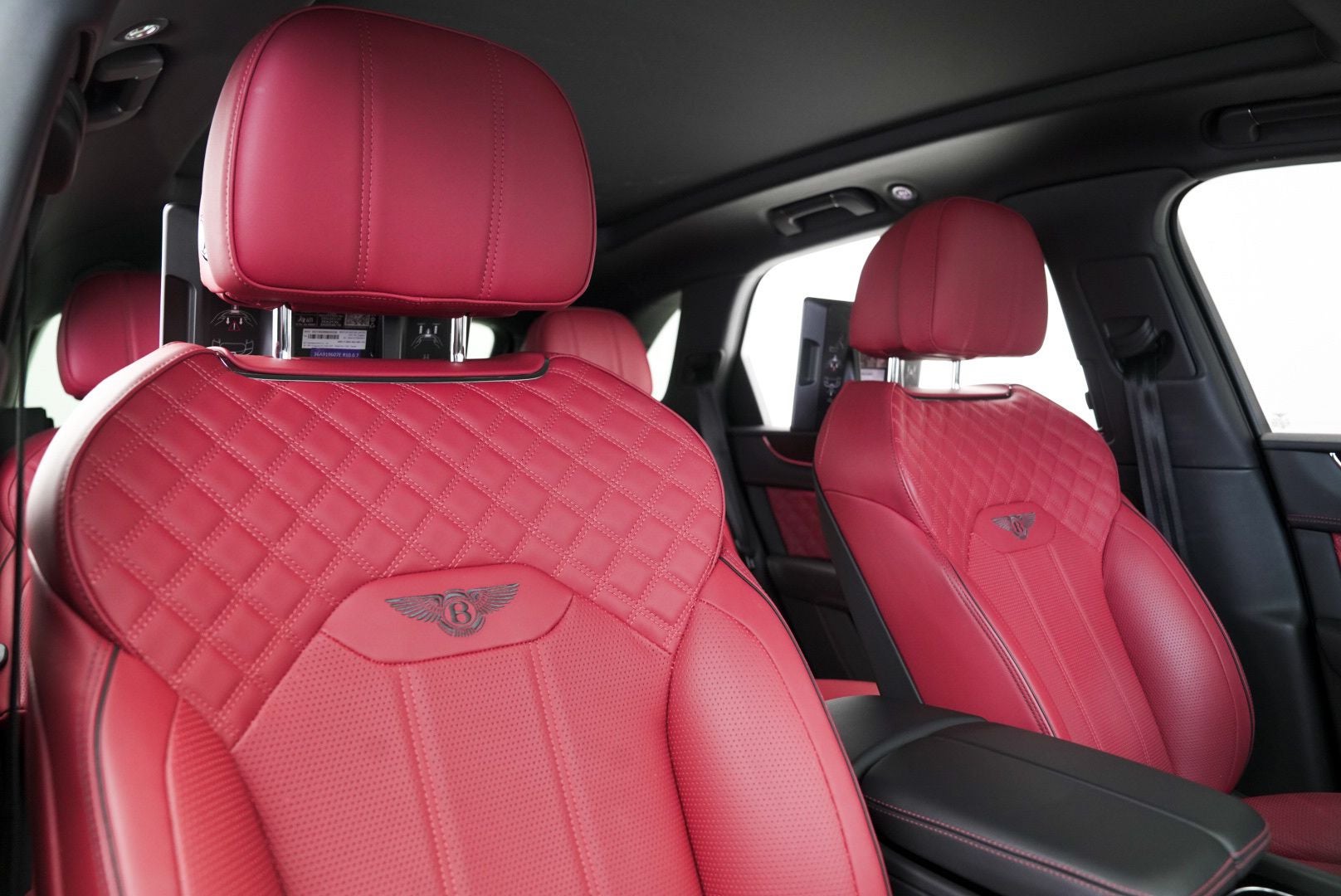 2022 Bentley Bentayga V8