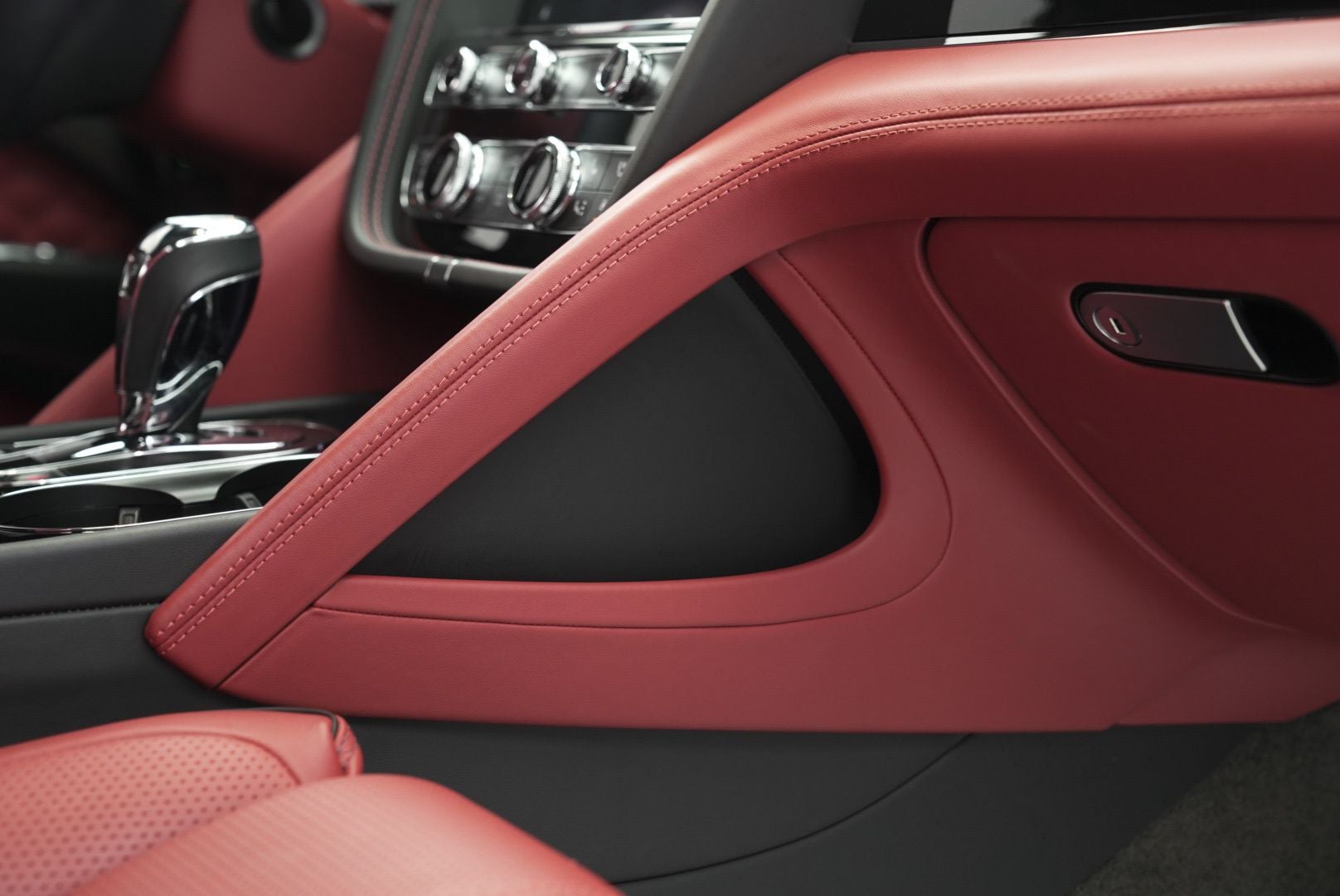 2022 Bentley Bentayga V8