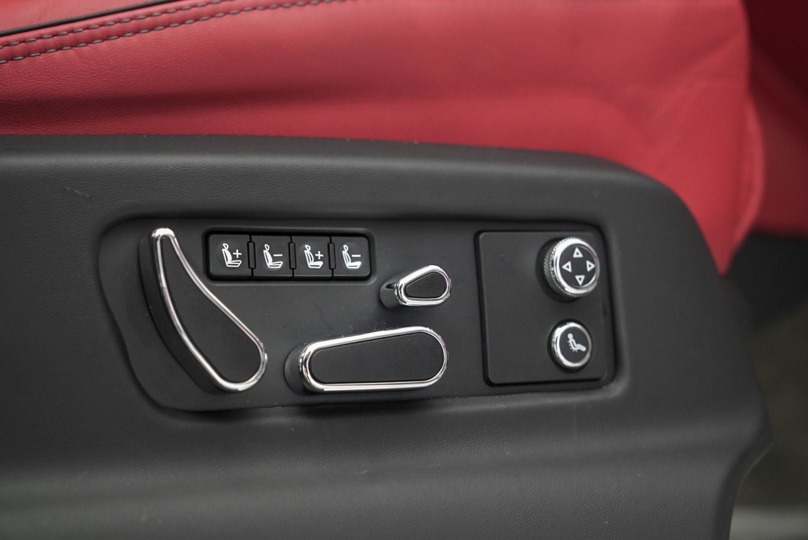 2022 Bentley Bentayga V8