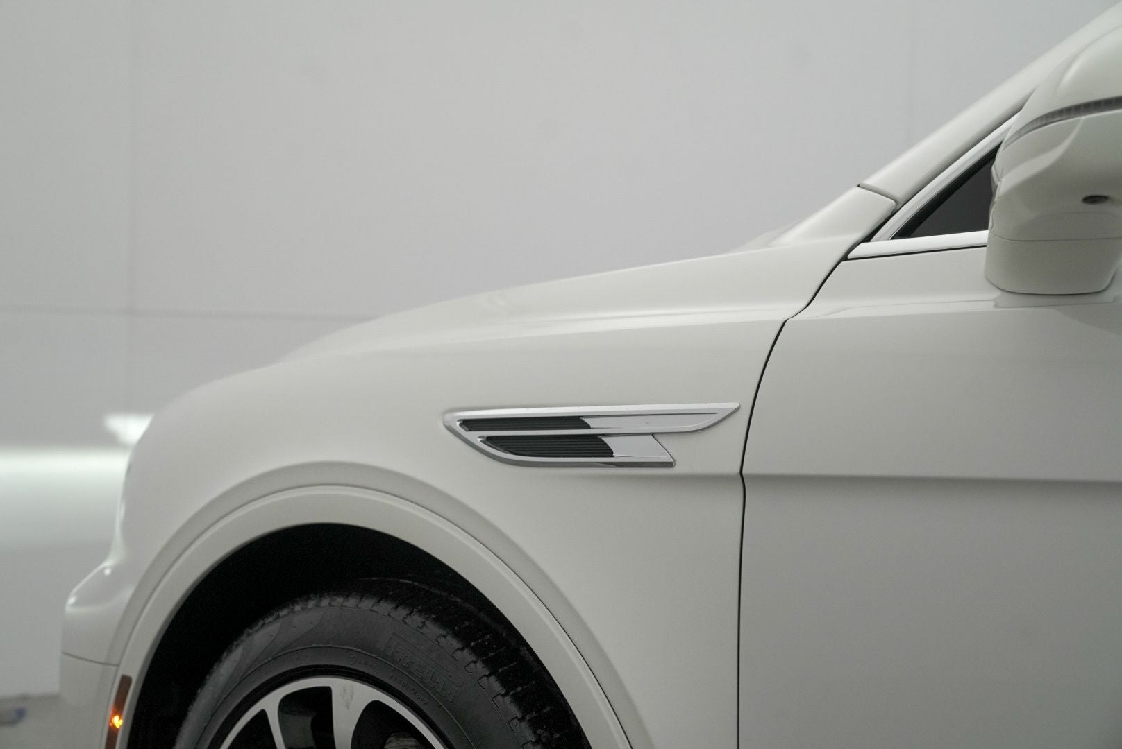 2022 Bentley Bentayga V8