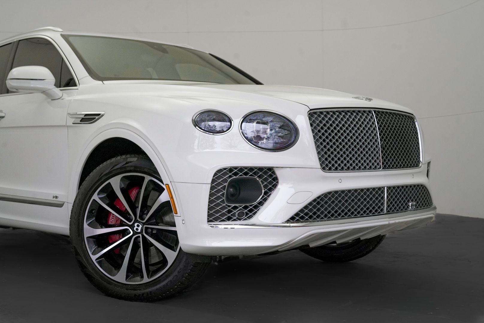 2022 Bentley Bentayga V8