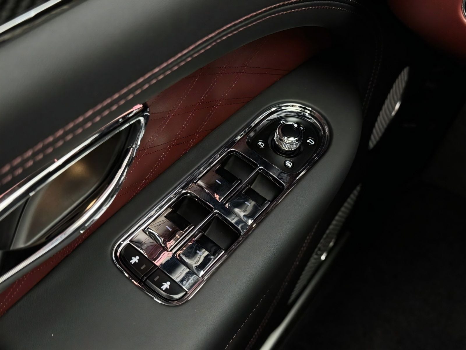 2025 Bentley Bentayga Azure