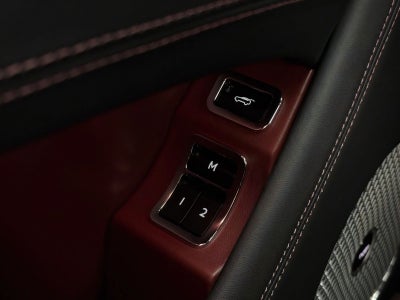2025 Bentley Bentayga Azure