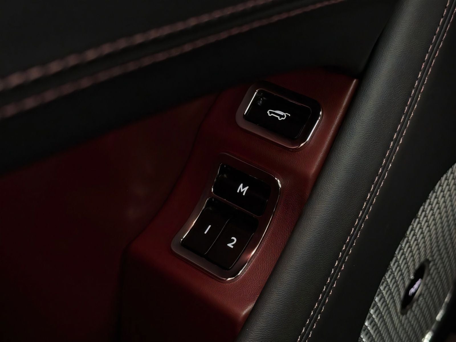 2025 Bentley Bentayga Azure