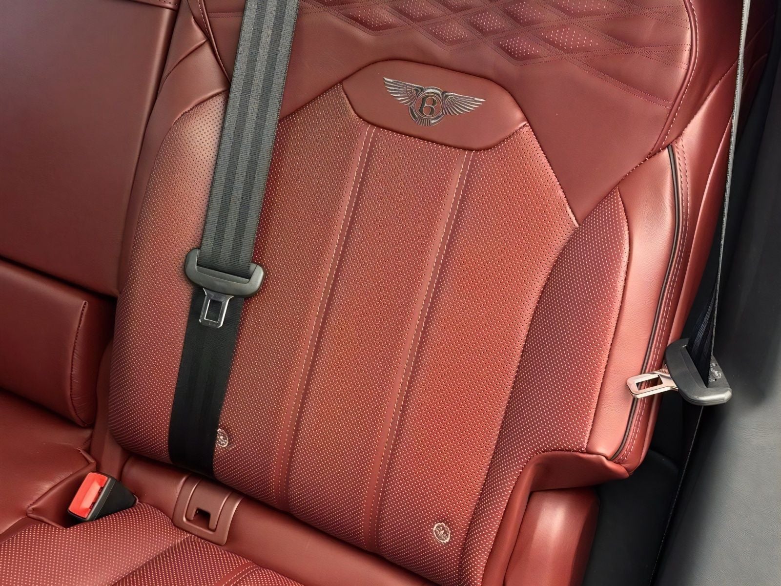 2025 Bentley Bentayga Azure