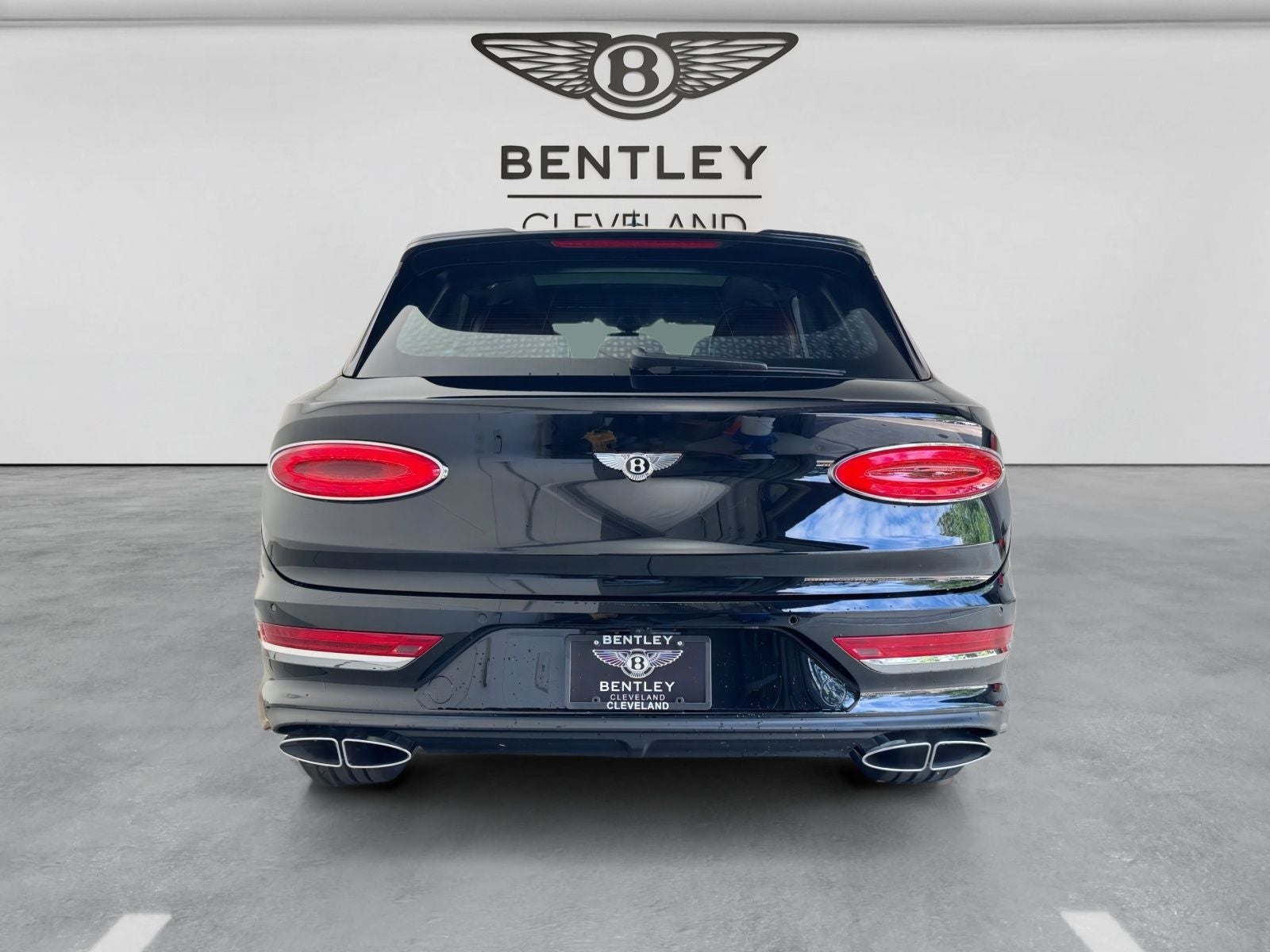 2025 Bentley Bentayga Azure