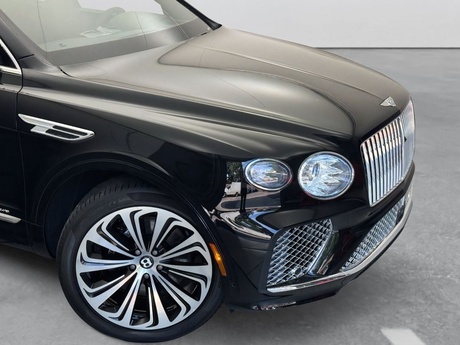 2025 Bentley Bentayga Azure
