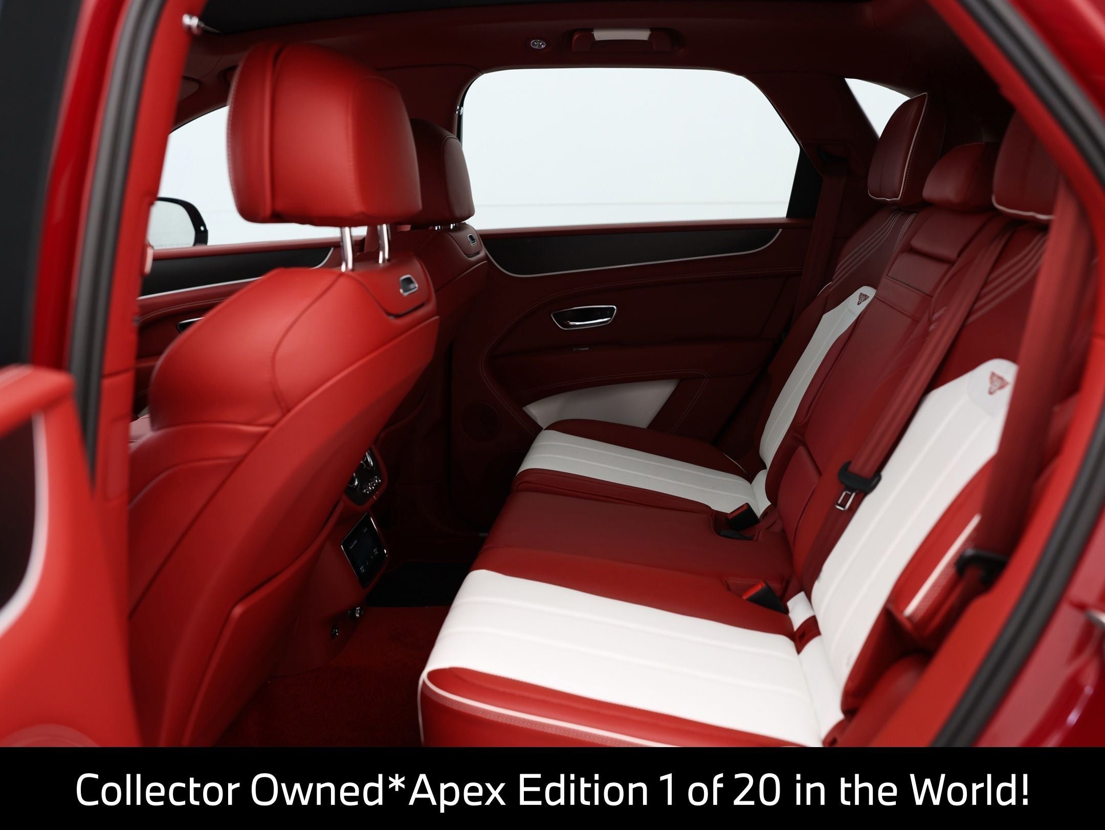 2025 Bentley Bentayga V8