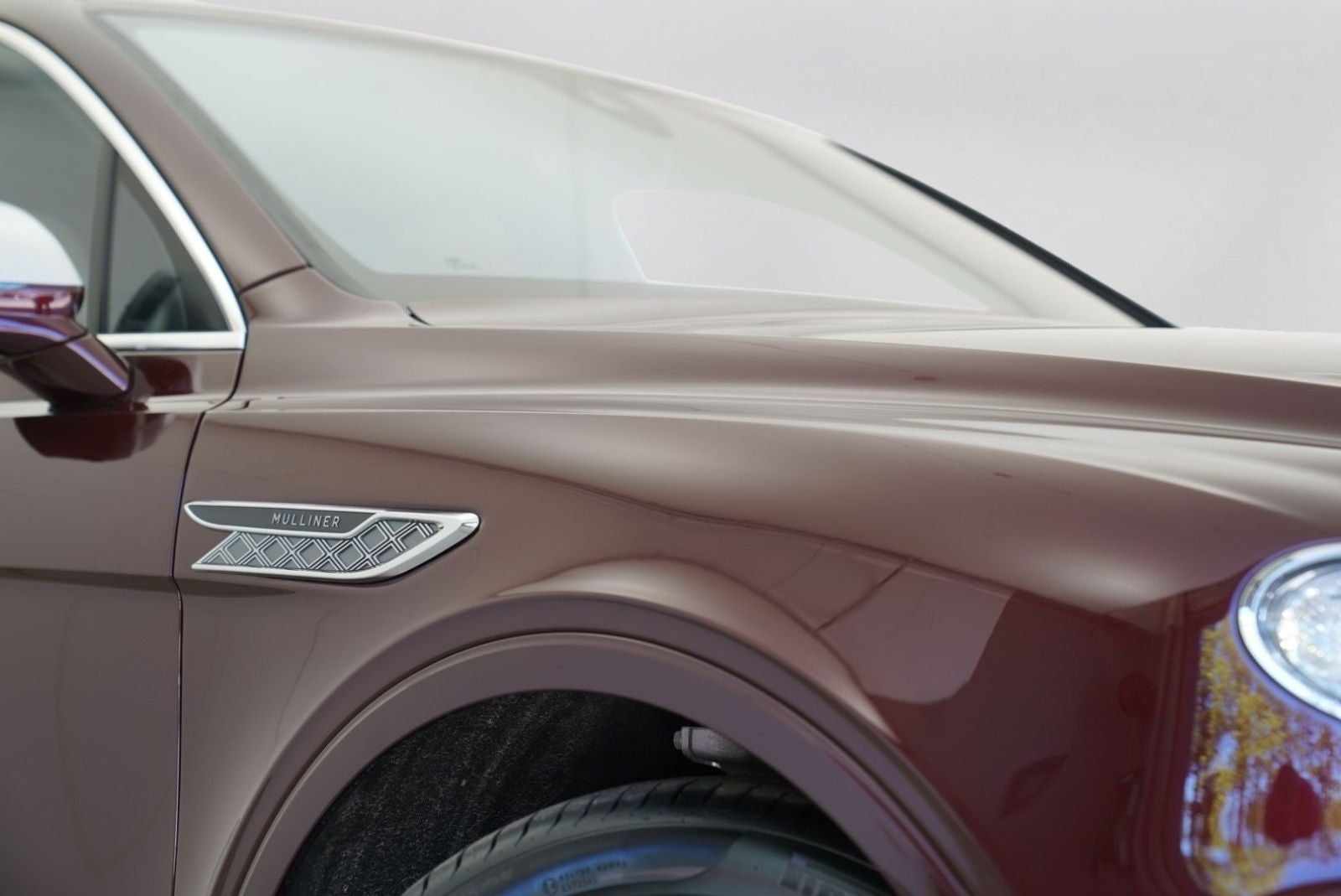 2026 Bentley Bentayga EWB Mulliner