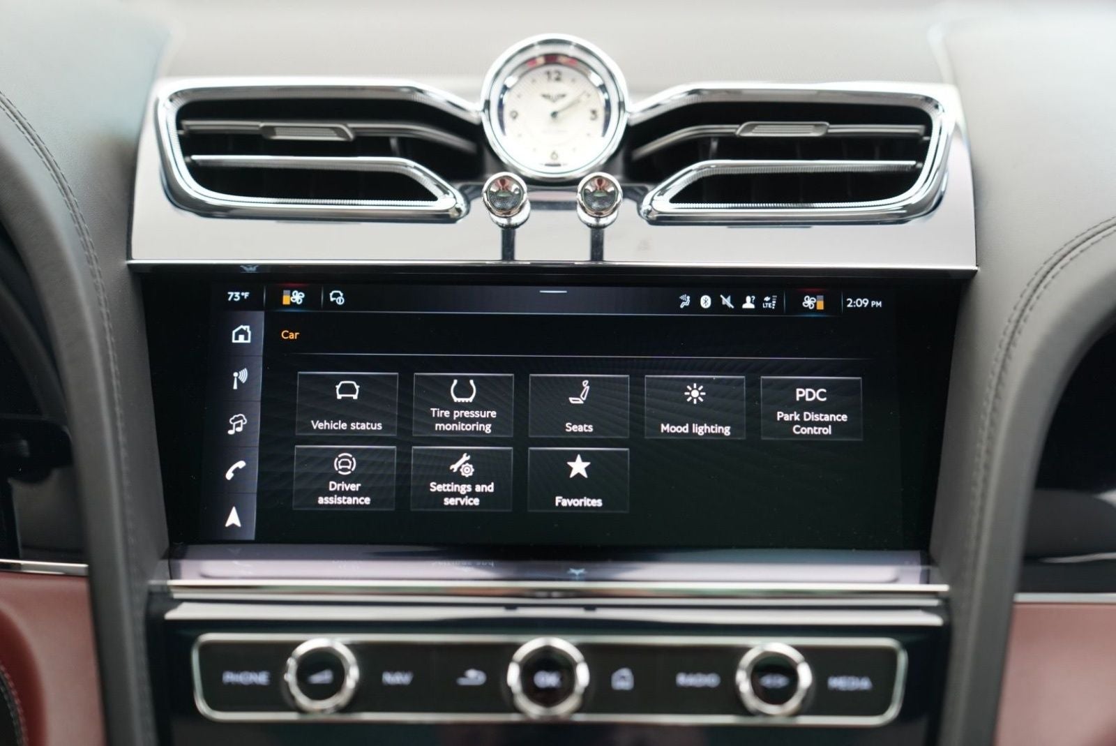 2026 Bentley Bentayga EWB Mulliner