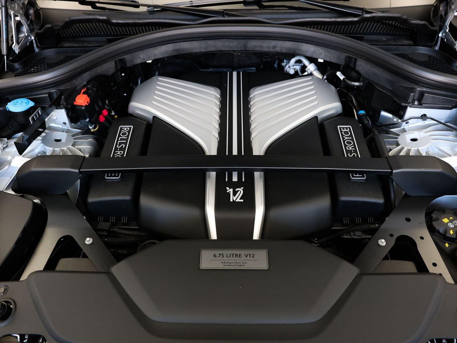 2026 Rolls-Royce Cullinan Base