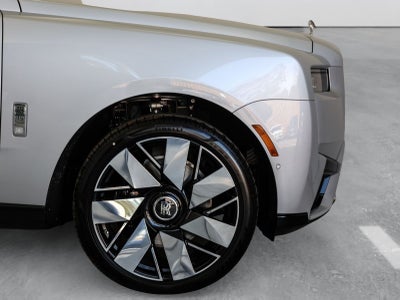 2026 Rolls-Royce Cullinan Base