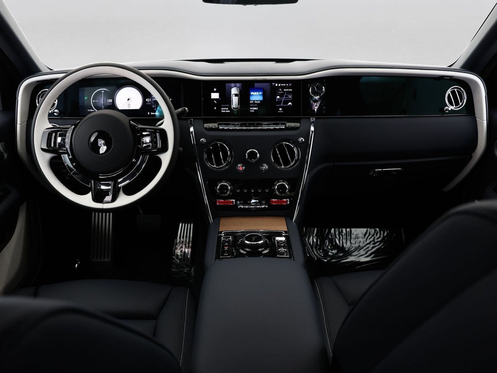 2026 Rolls-Royce Cullinan Base
