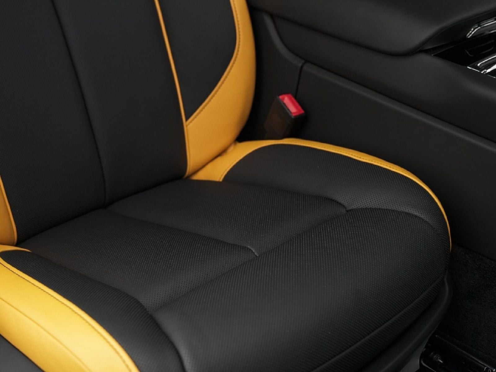 2026 Rolls-Royce Cullinan Base