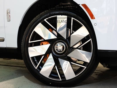 2026 Rolls-Royce Cullinan Base