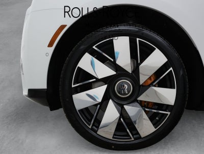 2026 Rolls-Royce Cullinan Base