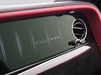 2025 Rolls-Royce Cullinan 