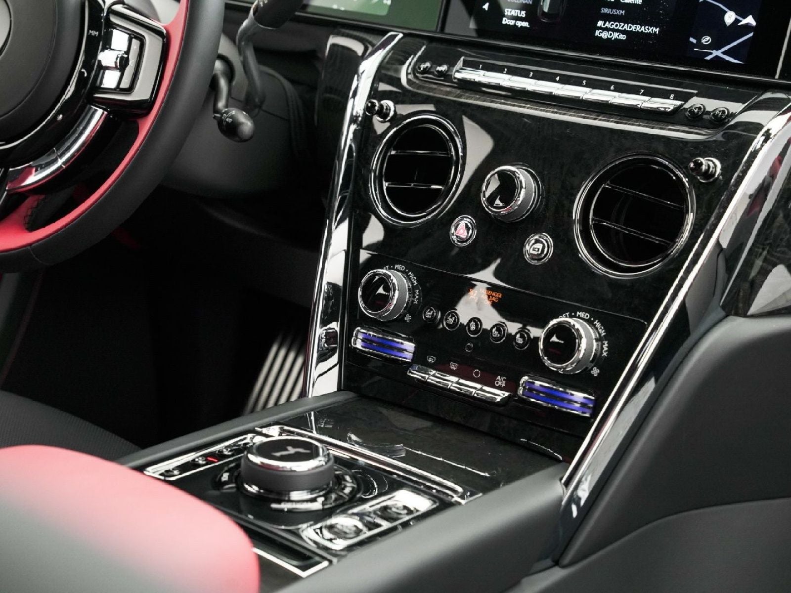 2025 Rolls-Royce Cullinan 
