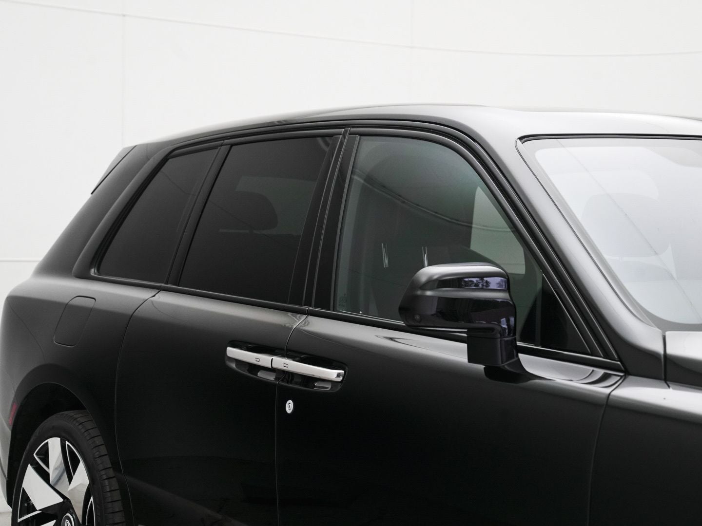 2025 Rolls-Royce Cullinan 
