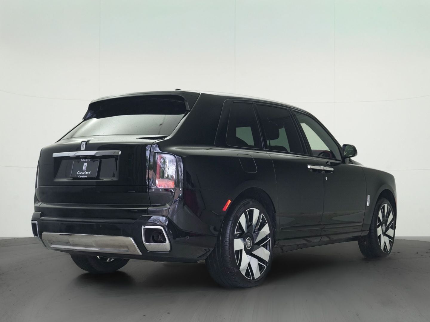 2025 Rolls-Royce Cullinan 