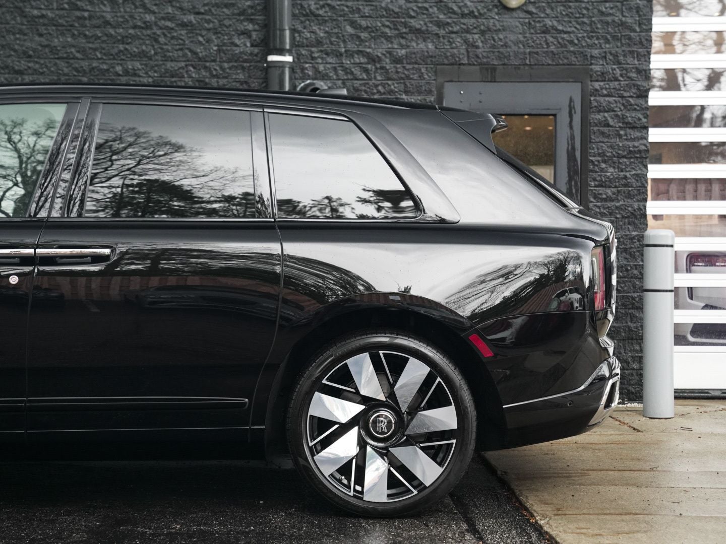 2025 Rolls-Royce Cullinan 