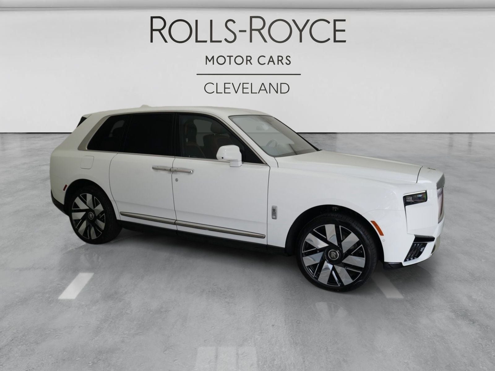 2027 Rolls-Royce Cullinan 