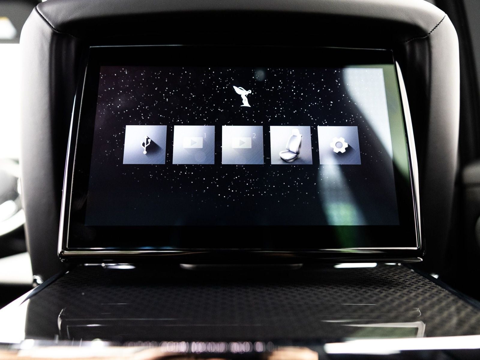 2027 Rolls-Royce Black Badge Cullinan 