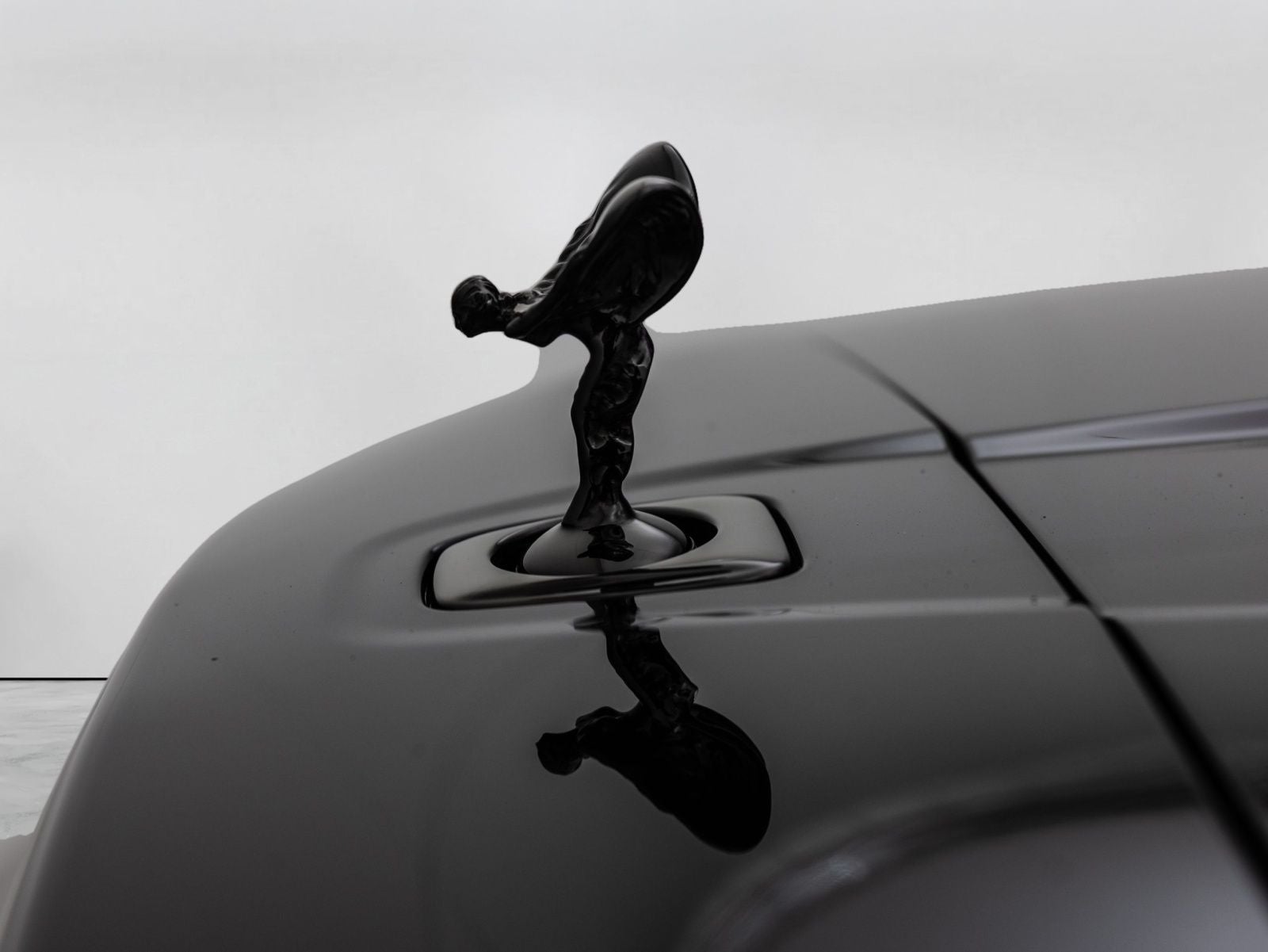 2027 Rolls-Royce Black Badge Cullinan 