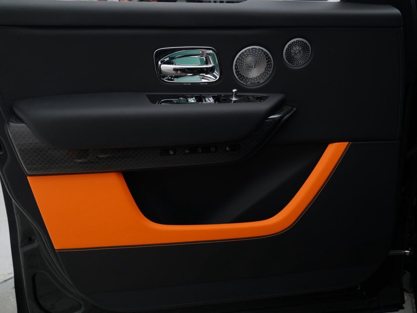 2027 Rolls-Royce Black Badge Cullinan 
